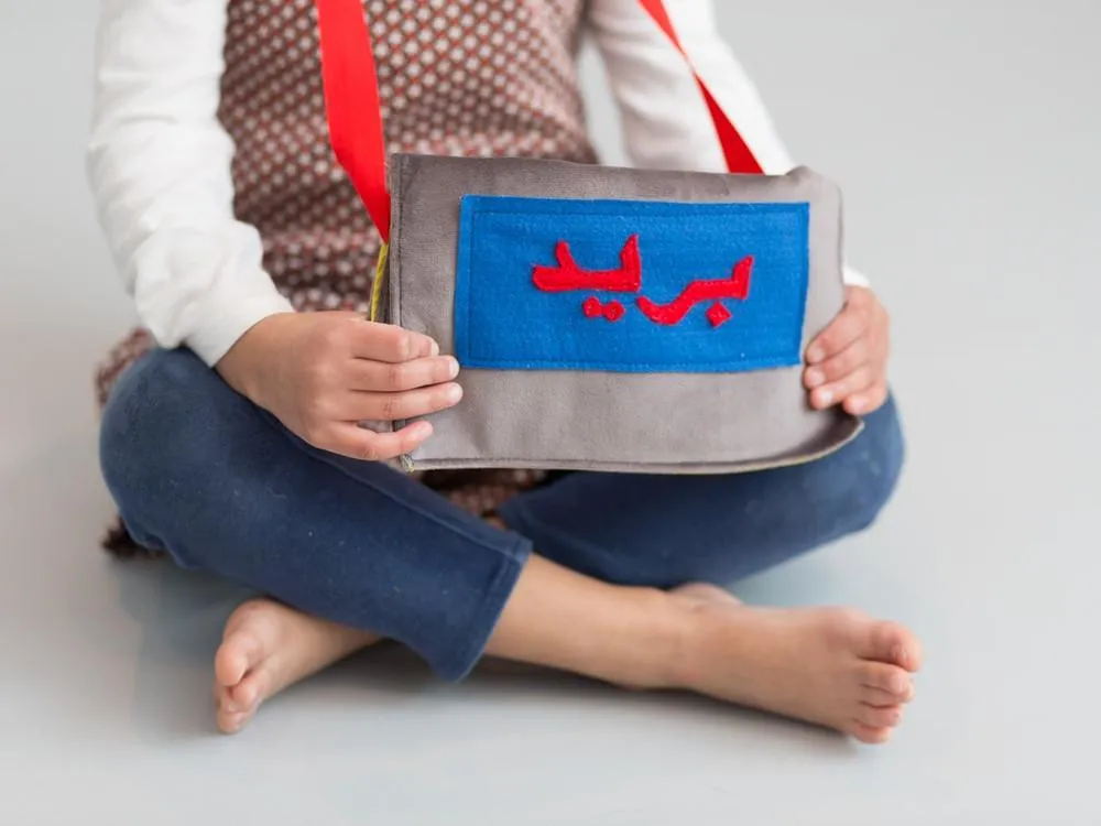 Arabic Mail Bag Set - Promotes Dramatic Play, Communication, and Fine Motor Skills