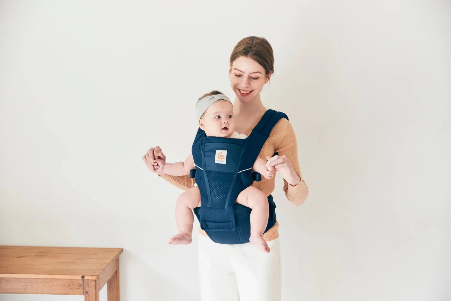 Ergobaby Alta Hip Seat Baby Carrier - Midnight Blue