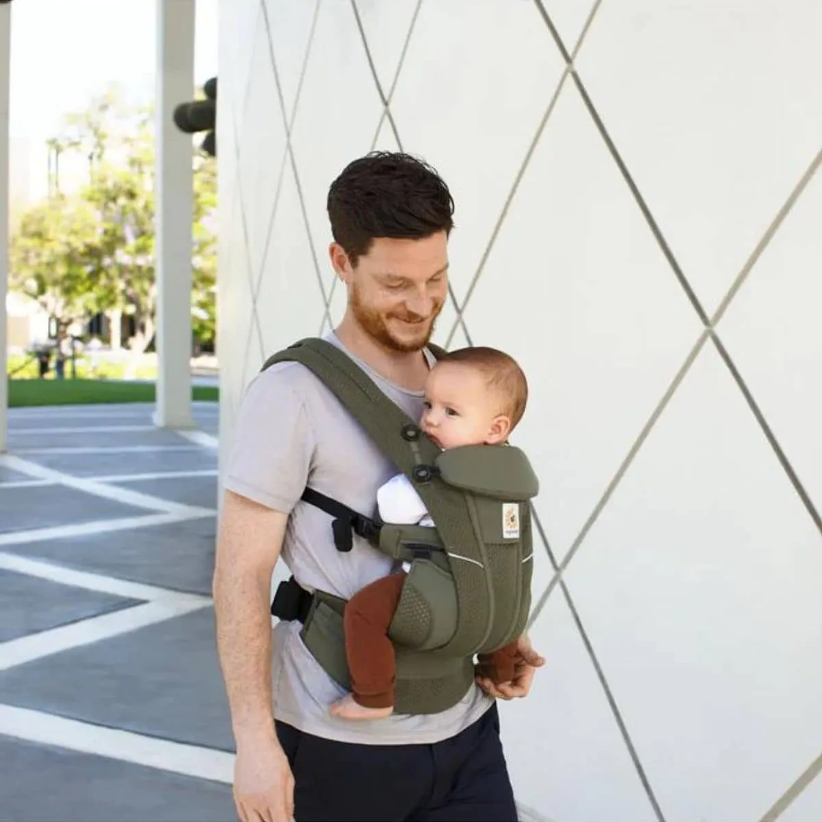 Ergobaby Omni Breeze Carrier - Olive Green