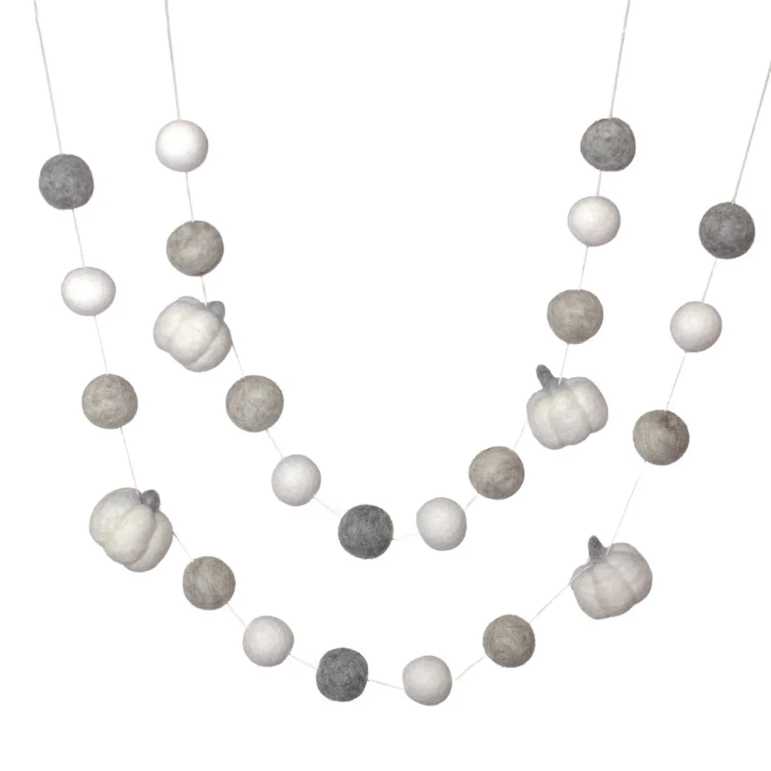 Felt Pumpkin Garland- Gray & White