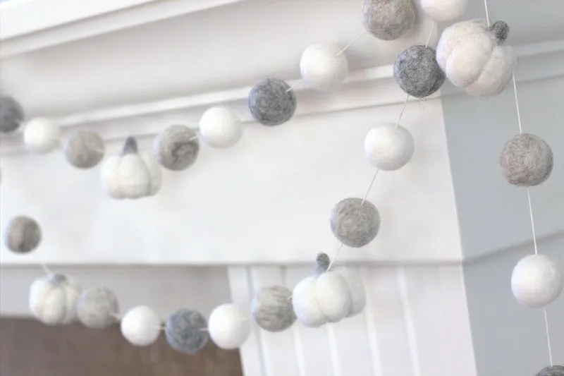 Felt Pumpkin Garland- Gray & White