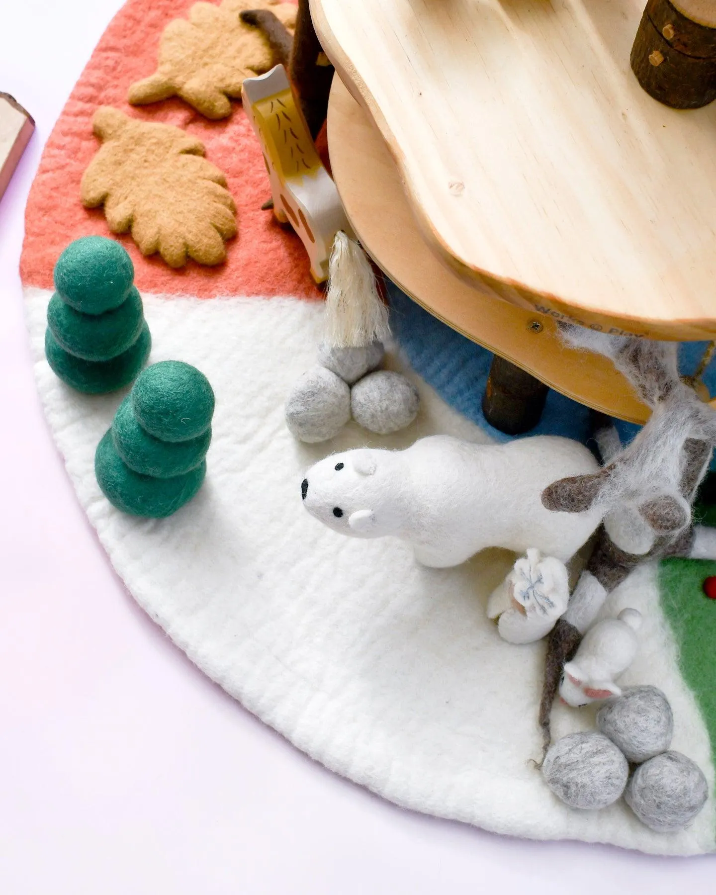 Four Seasons Play Mat Playscape (Large 80cm Diameter)