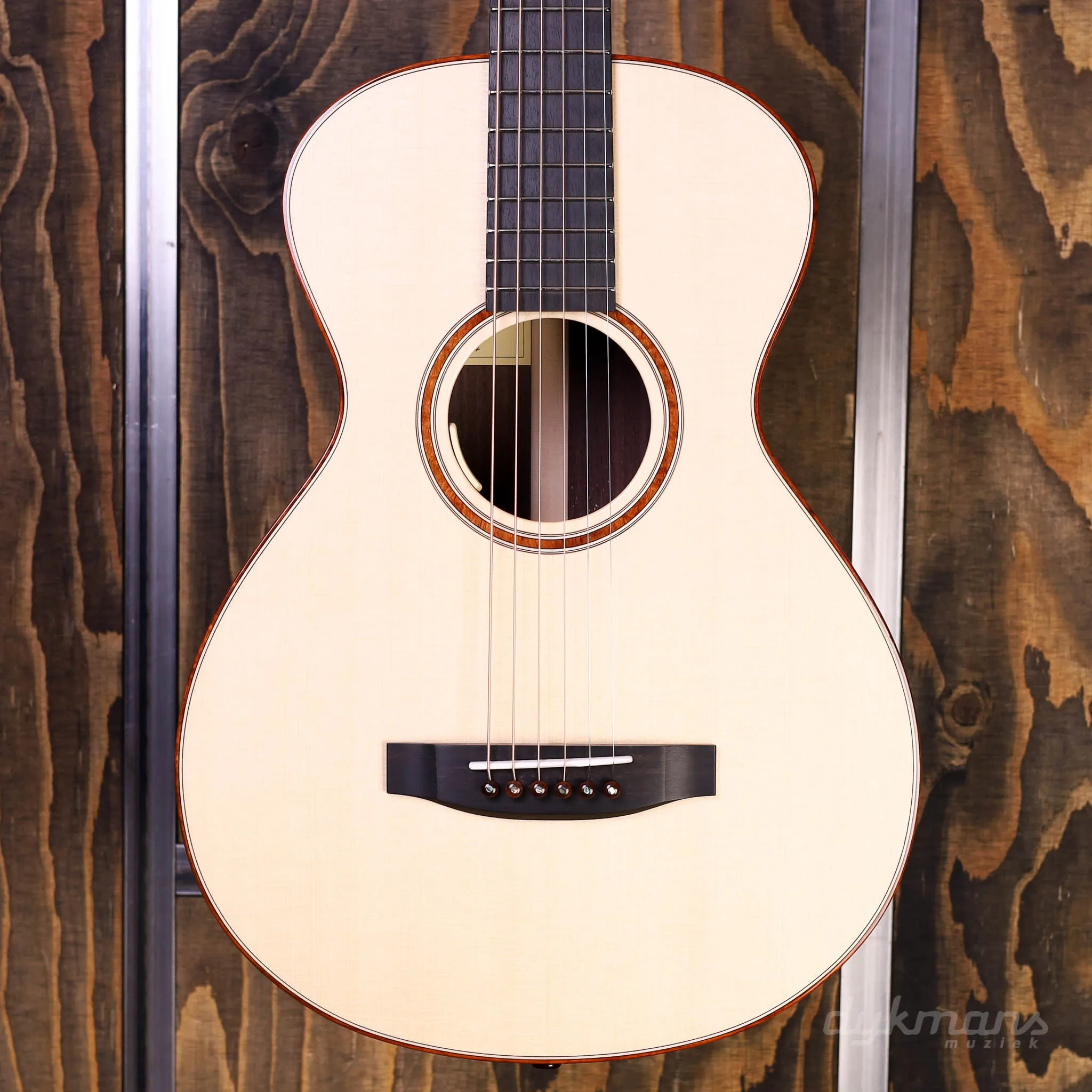 Lakewood C-32 Custom