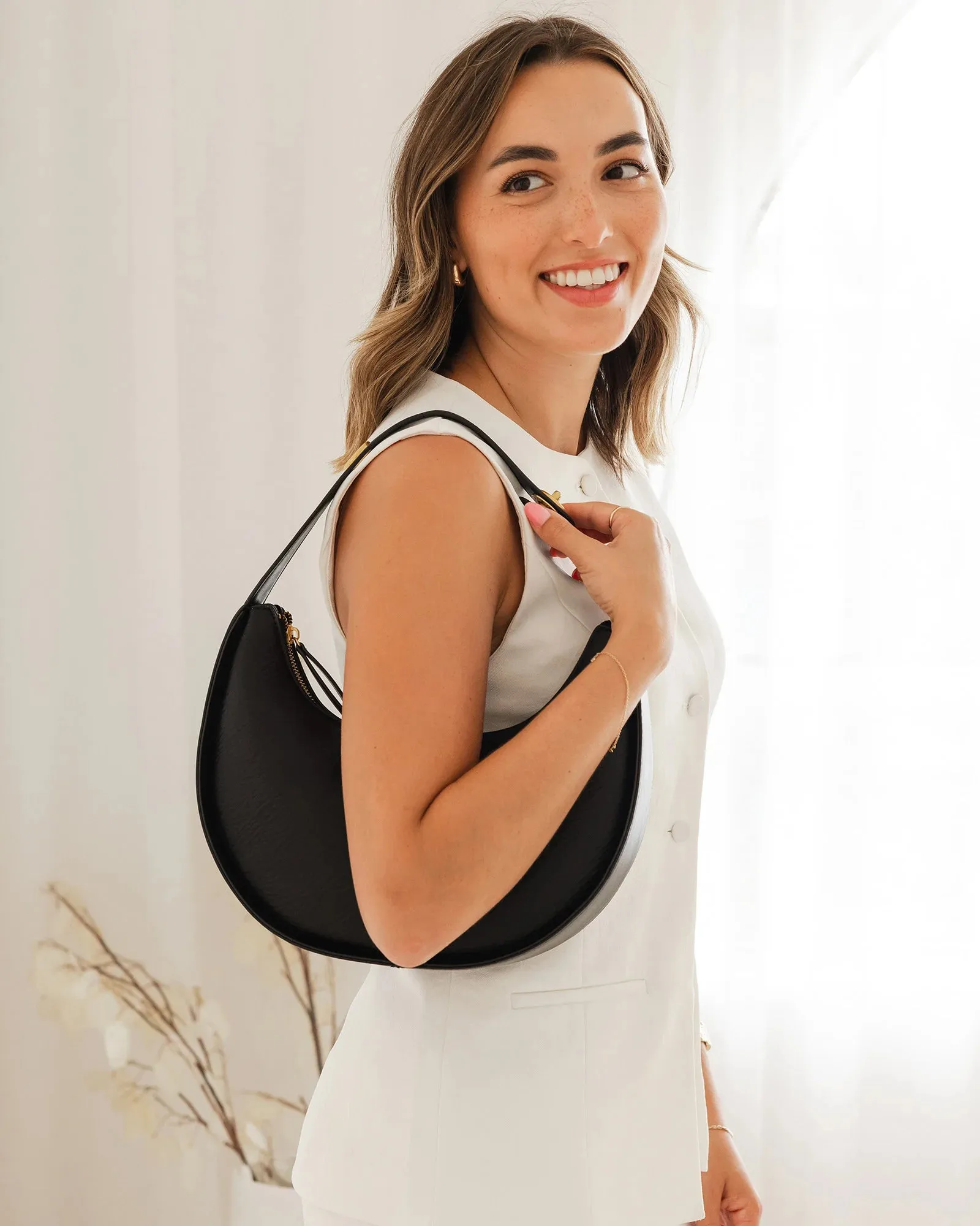 Louenhide - Luna Shoulder Bag Black