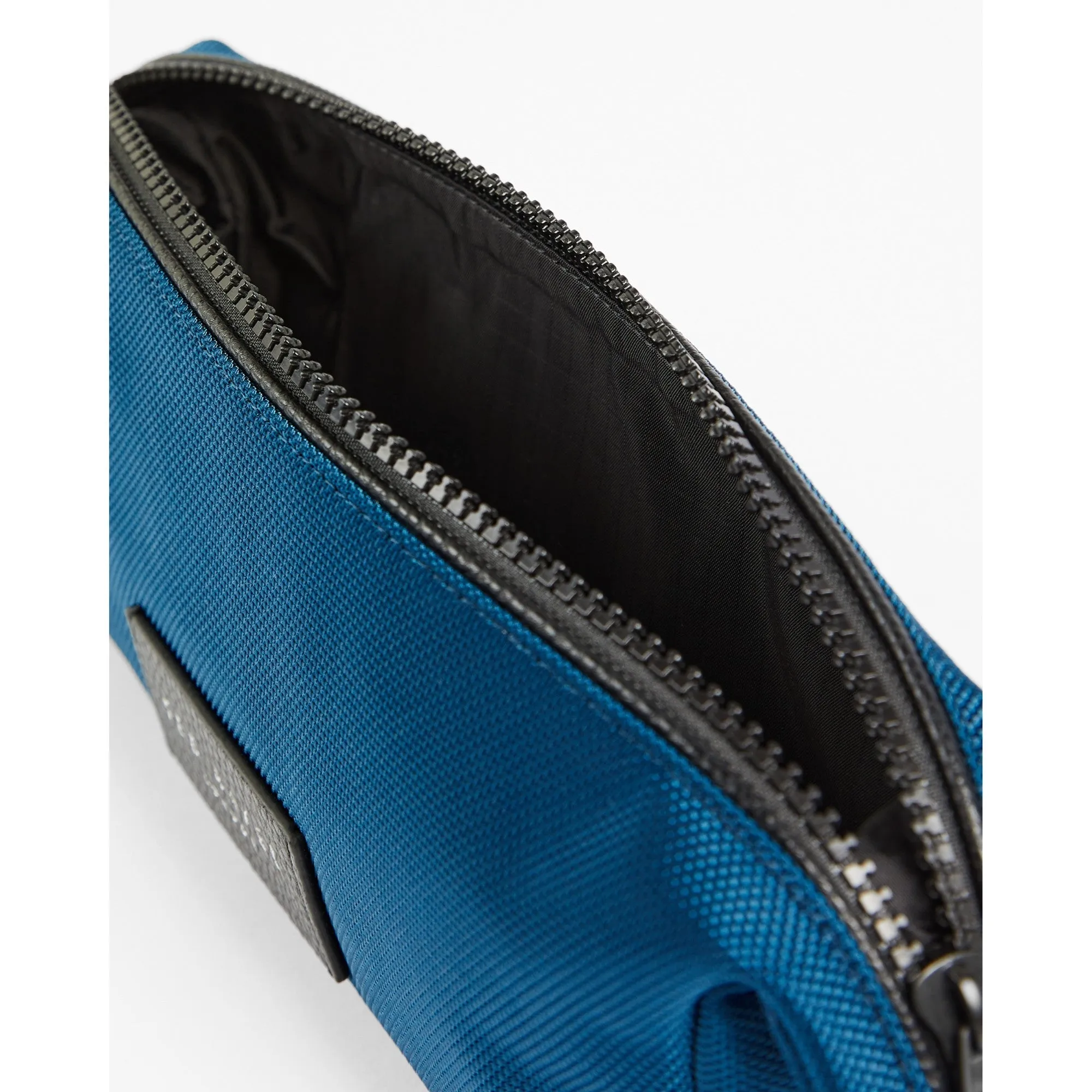 Men Madagas-Nylon Pencil Case - Blue