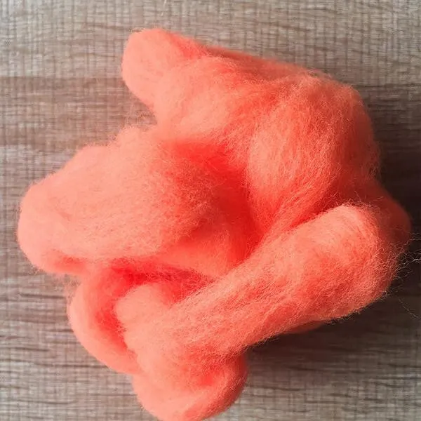 Needle felted supplies wool felting Pink wool Roving for felting short fabric