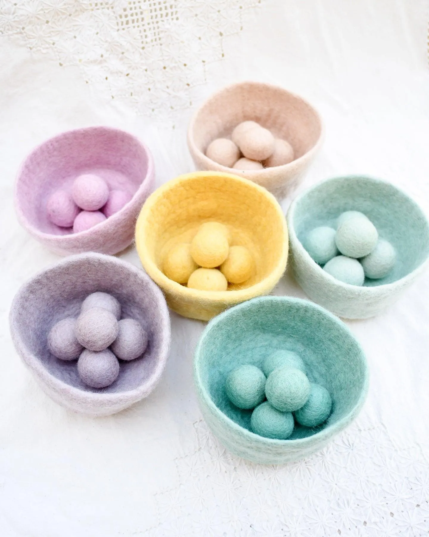 Wool Felt Balls in a Pouch - Pastel Set 3cm 30 balls