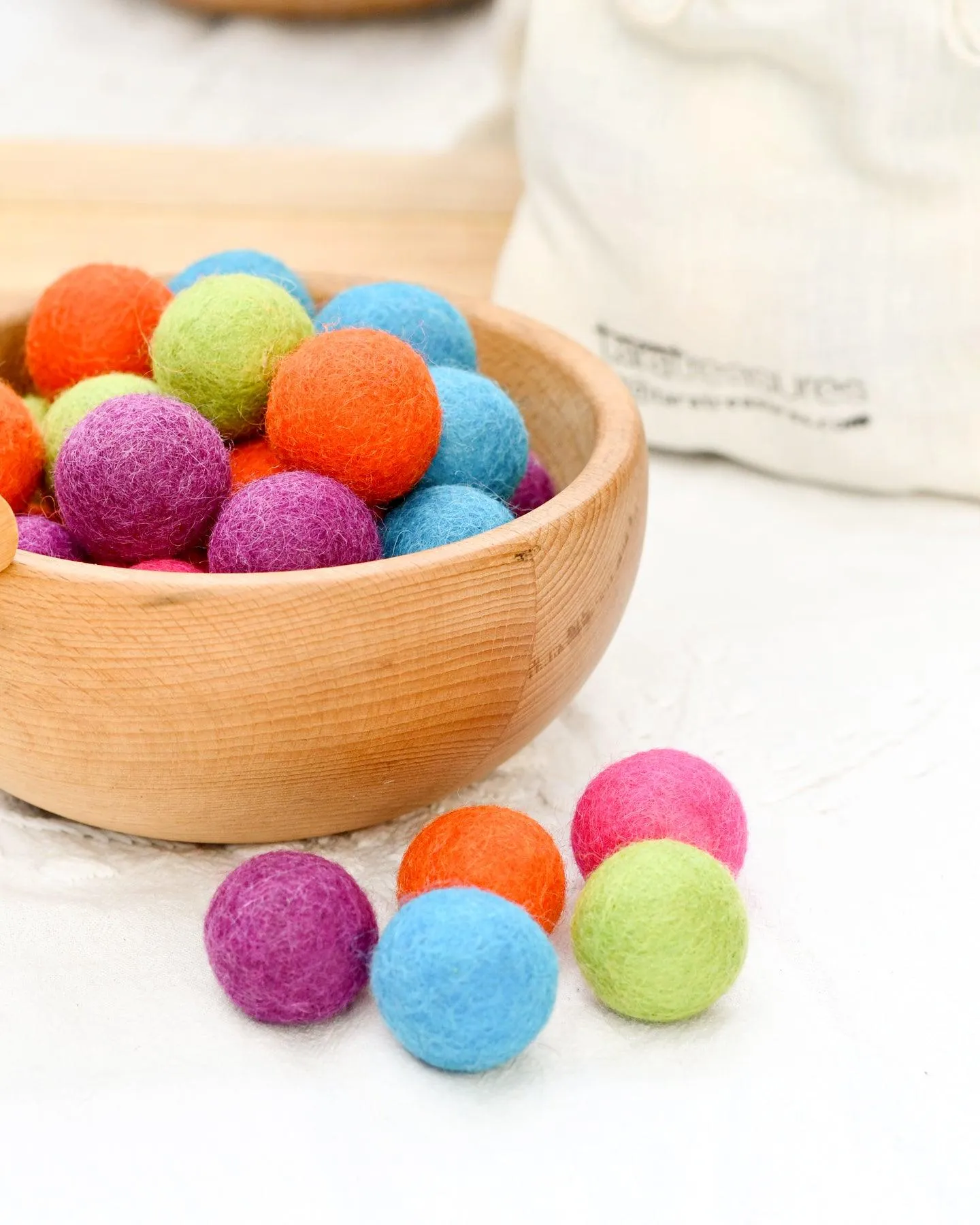 Wool Felt Balls in a Pouch - Sherbet Colours 3cm 30 balls